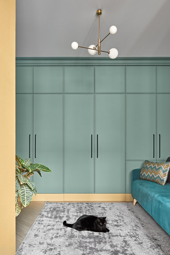 Цветная квартира 100 м&sup2; в Перми