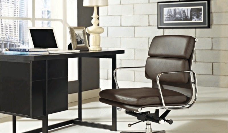 Как организовать рабочее место дома: советы и примеры